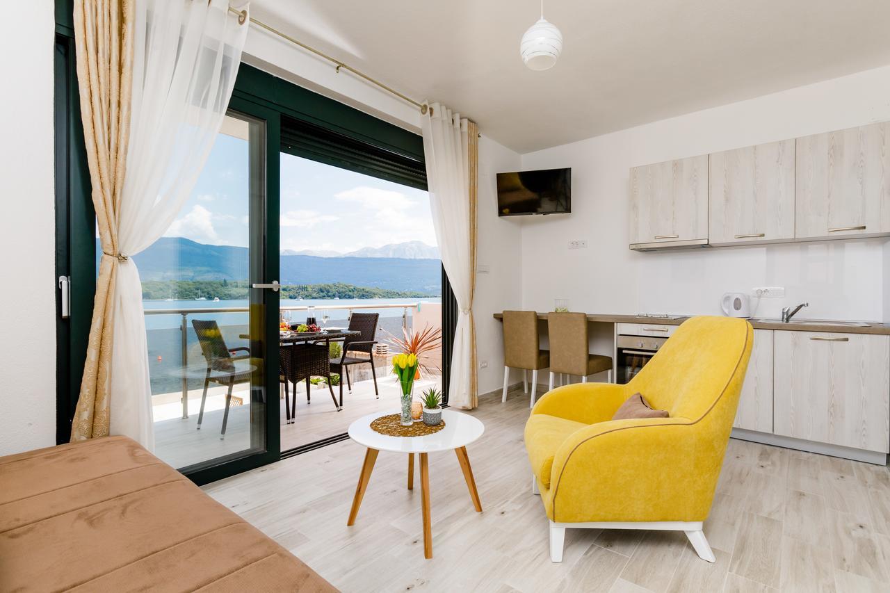Apartmani Mia ติวัต ภายนอก รูปภาพ